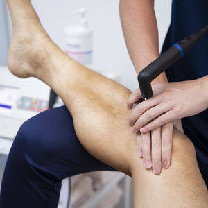 膝の痛みにお困りの方は大和市にあるくぼたスポーツ接骨院へご相談下さい